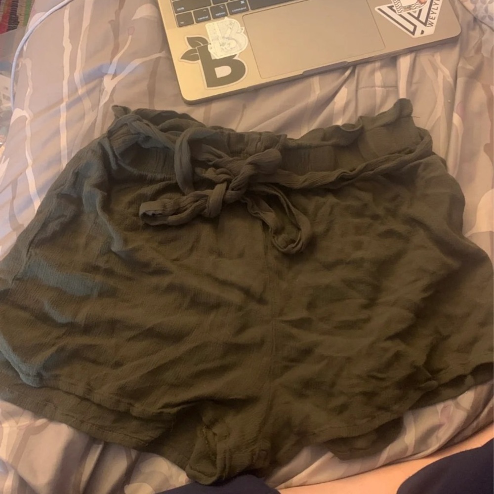 Shein Army Green Shorts‎